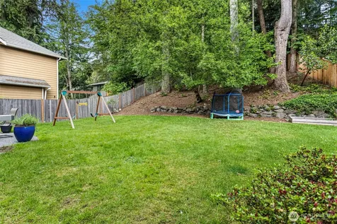 516 N 180th Street Shoreline WA 98133