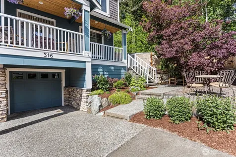 516 N 180th Street Shoreline WA 98133