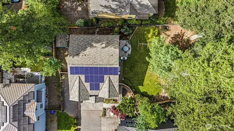 516 N 180th Street Shoreline WA 98133