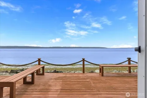 1085 Rockaway Lane Camano Island WA 98282