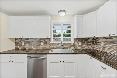 10518 132nd Street E Puyallup WA 98374