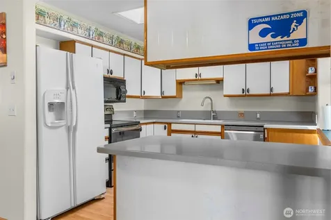 422 S Forrest Street Westport WA 98595
