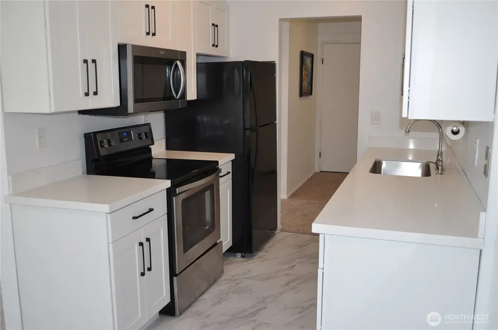 10110 Greenwood Avenue N Seattle WA 98133