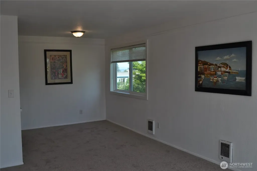 10110 Greenwood Avenue N Seattle WA 98133
