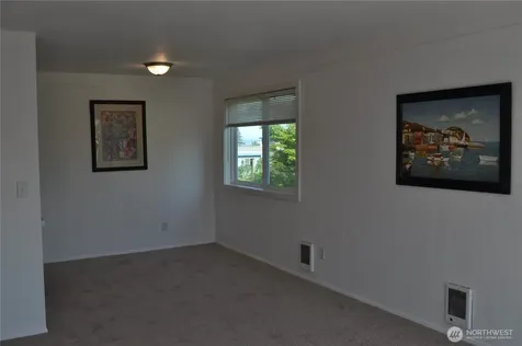 10110 Greenwood Avenue N Seattle WA 98133