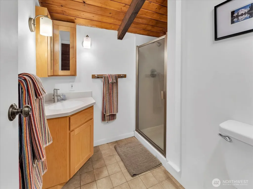 17117 Riverview E Enumclaw WA 98022