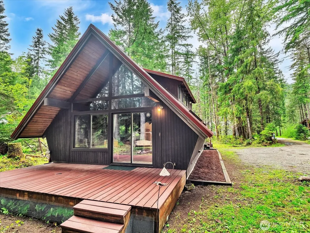17117 Riverview E Enumclaw WA 98022