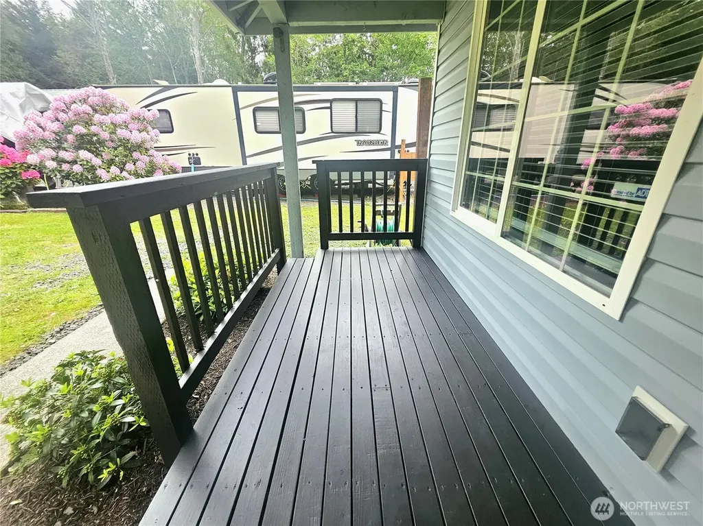55 Wolf Road Quilcene WA 98376