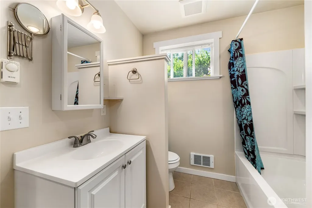 50 Ranchos Road Friday Harbor WA 98250