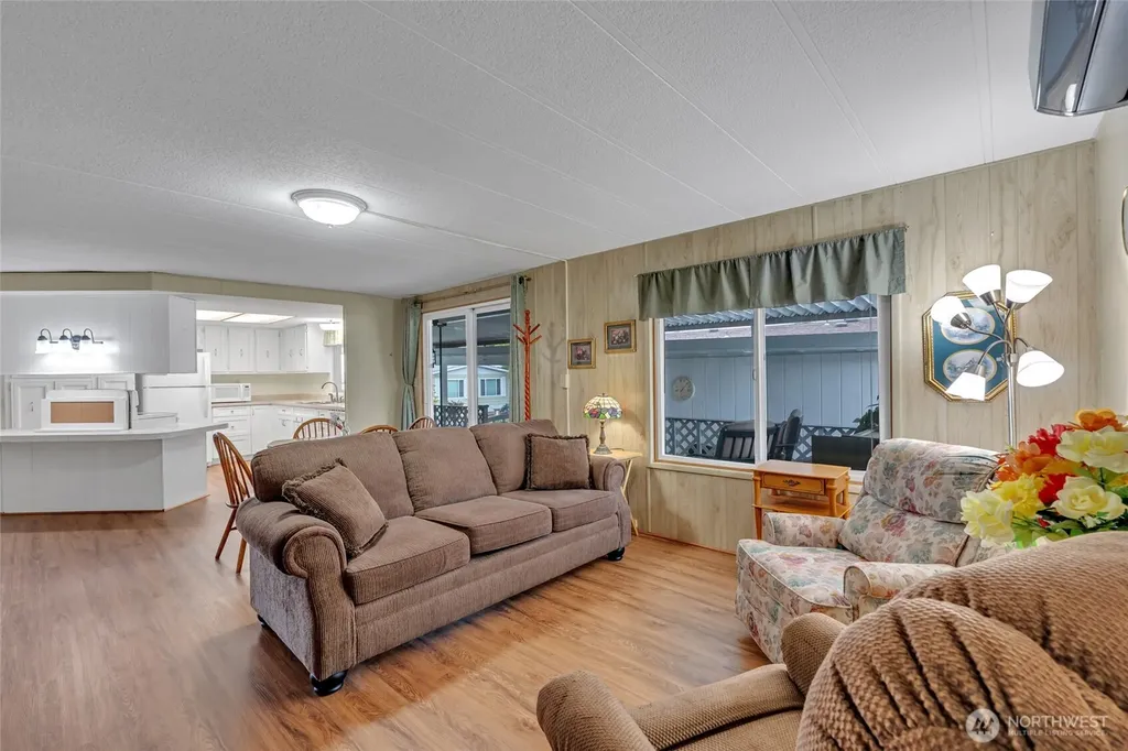 47 Juniper Mobile Estates Sequim WA 98382