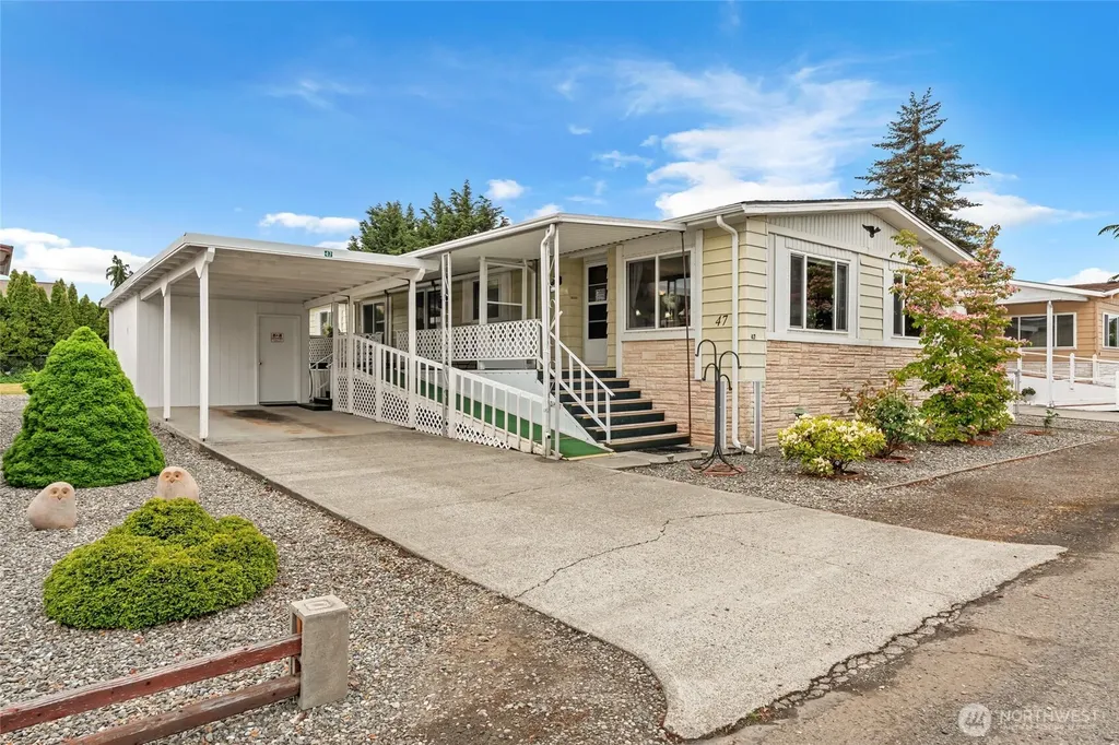 47 Juniper Mobile Estates Sequim WA 98382