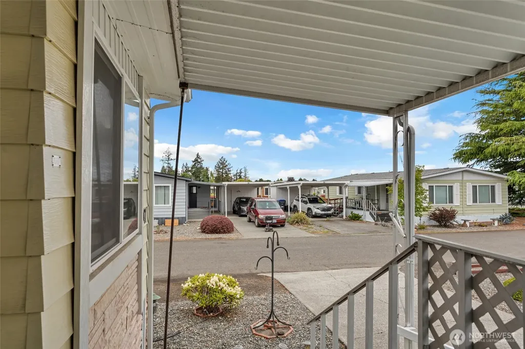 47 Juniper Mobile Estates Sequim WA 98382