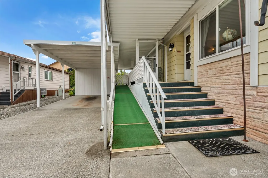 47 Juniper Mobile Estates Sequim WA 98382