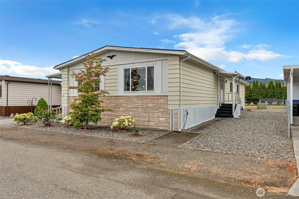 47 Juniper Mobile Estates Sequim WA 98382