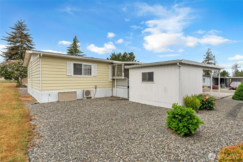 47 Juniper Mobile Estates Sequim WA 98382