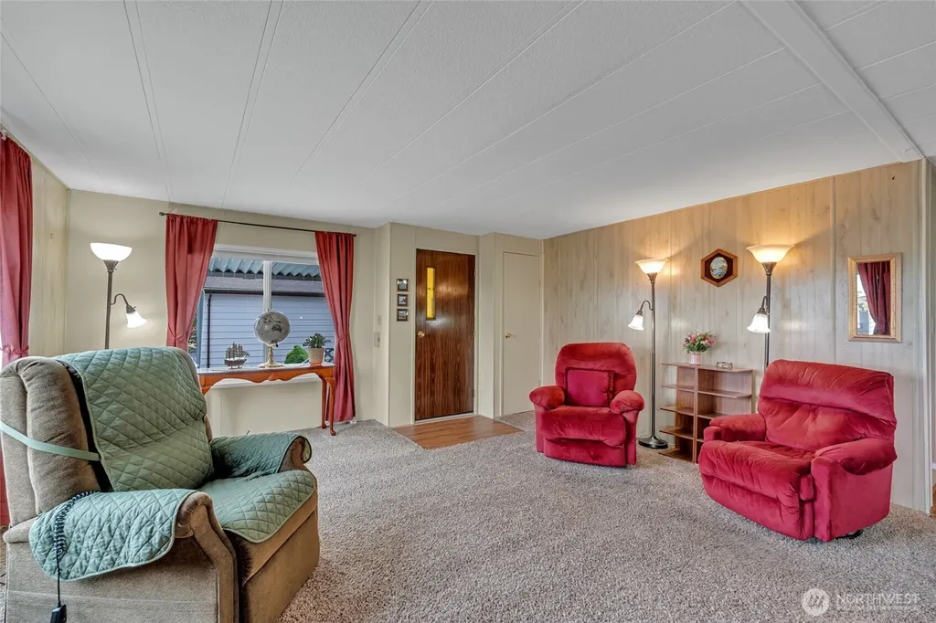47 Juniper Mobile Estates Sequim WA 98382