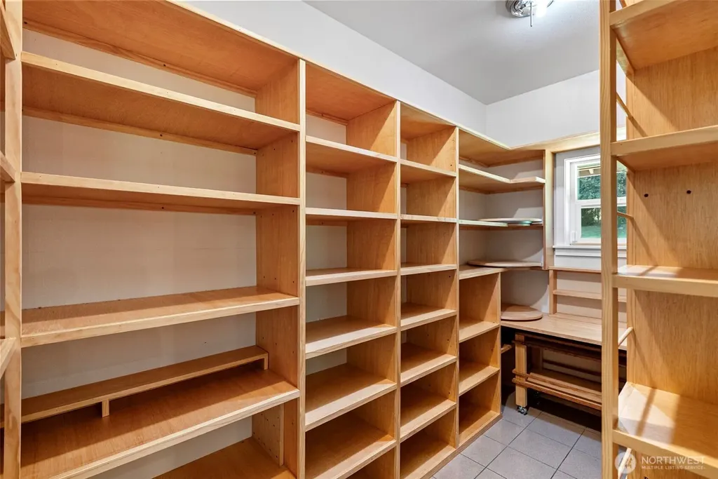 11668 Banner Rd SE Olalla WA 98359