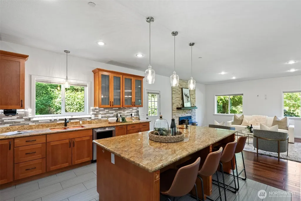 11668 Banner Rd SE Olalla WA 98359