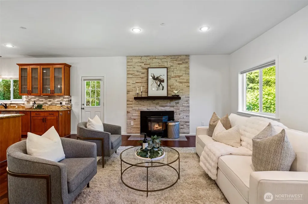 11668 Banner Rd SE Olalla WA 98359