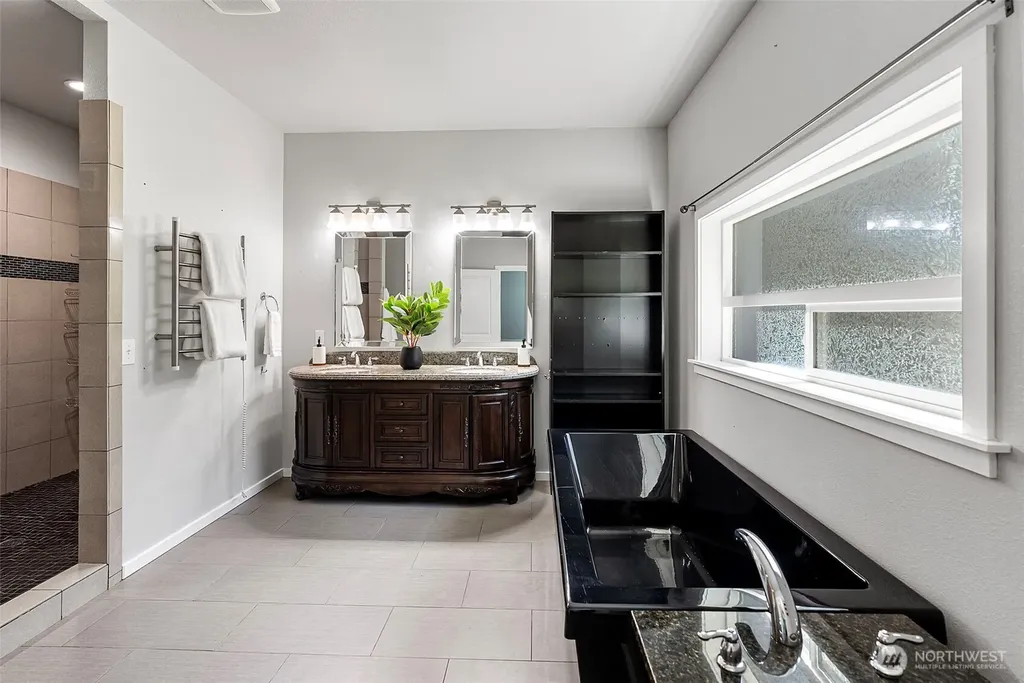 11668 Banner Rd SE Olalla WA 98359