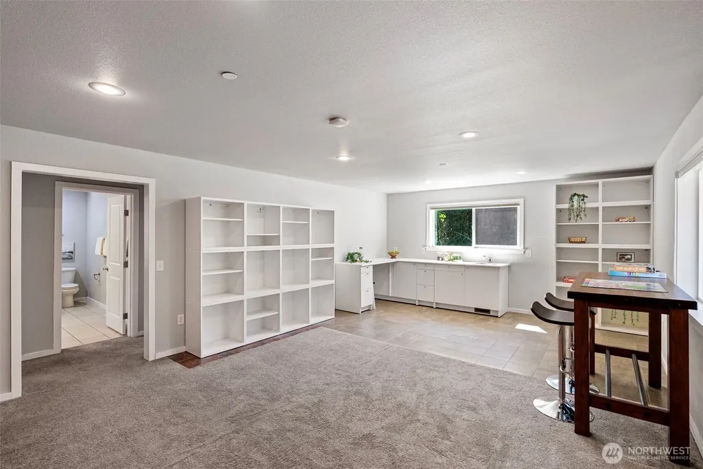 11668 Banner Rd SE Olalla WA 98359