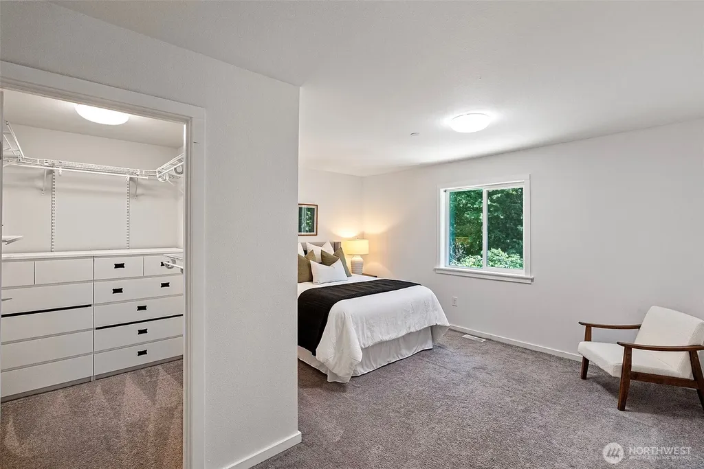 11668 Banner Rd SE Olalla WA 98359
