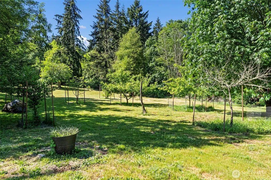 11668 Banner Rd SE Olalla WA 98359