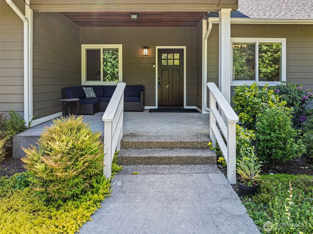 11668 Banner Rd SE Olalla WA 98359