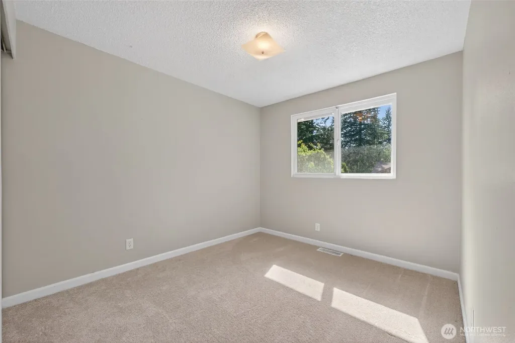25312 144th Place SE Kent WA 98042