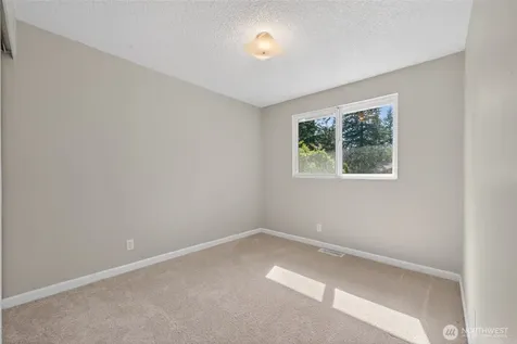 25312 144th Place SE Kent WA 98042