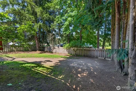 25312 144th Place SE Kent WA 98042