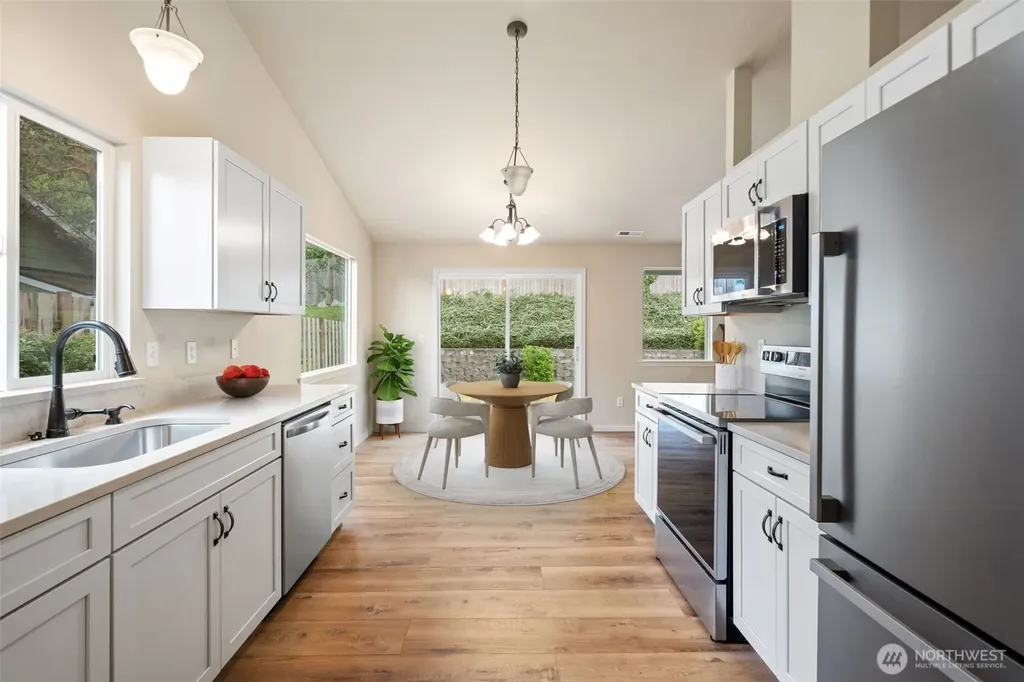 101 Vista View Court Shelton WA 98584