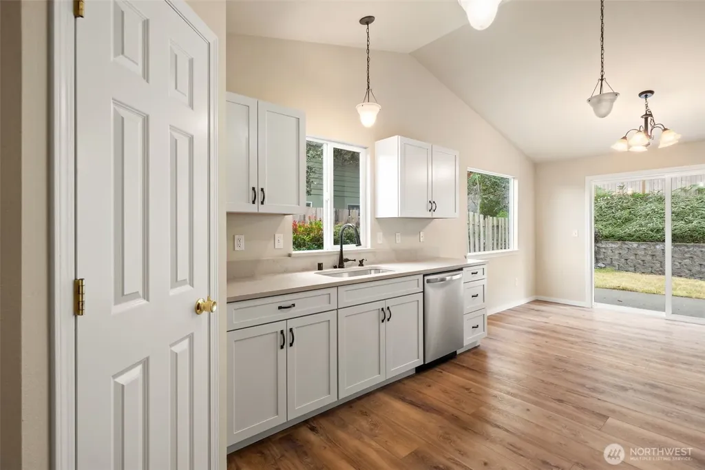 101 Vista View Court Shelton WA 98584