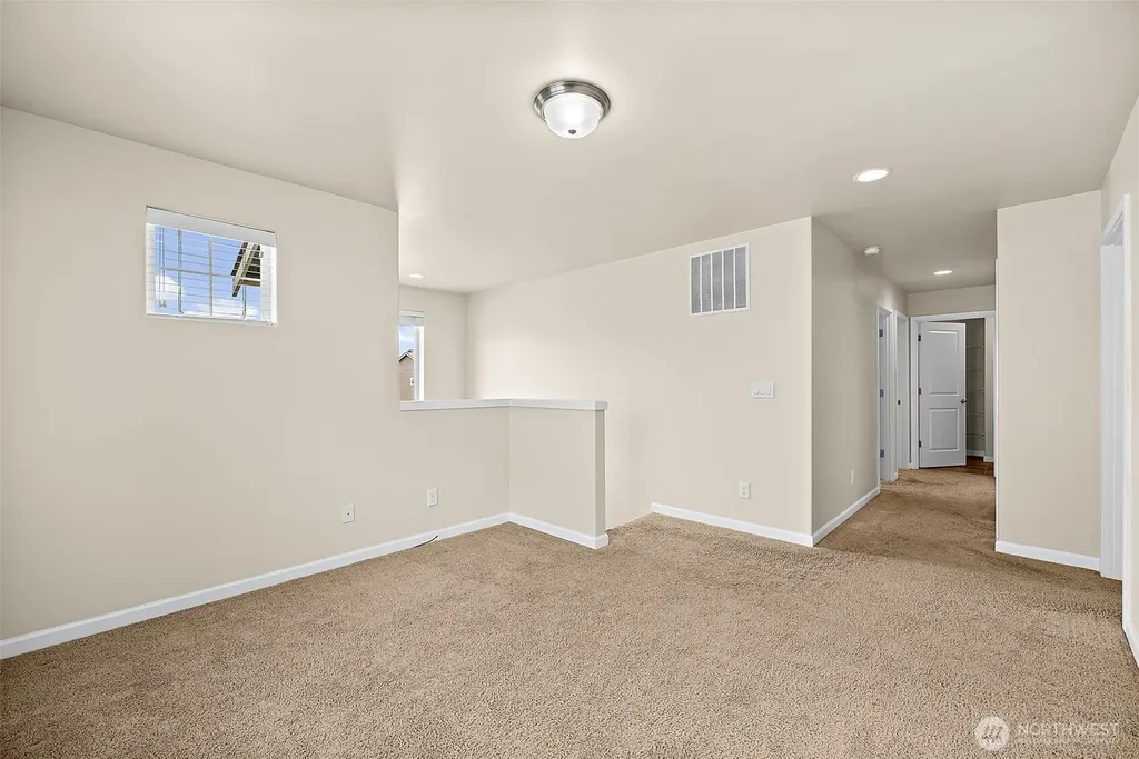 14006 67th Avenue E Puyallup WA 98373