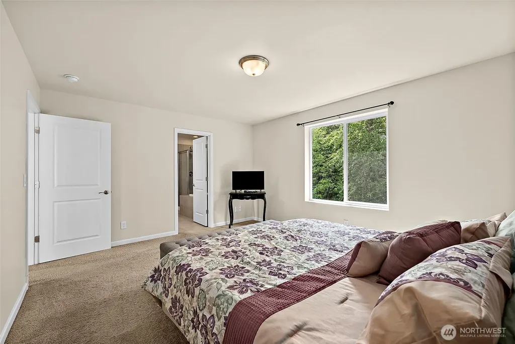 14006 67th Avenue E Puyallup WA 98373