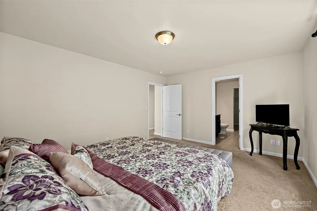 14006 67th Avenue E Puyallup WA 98373