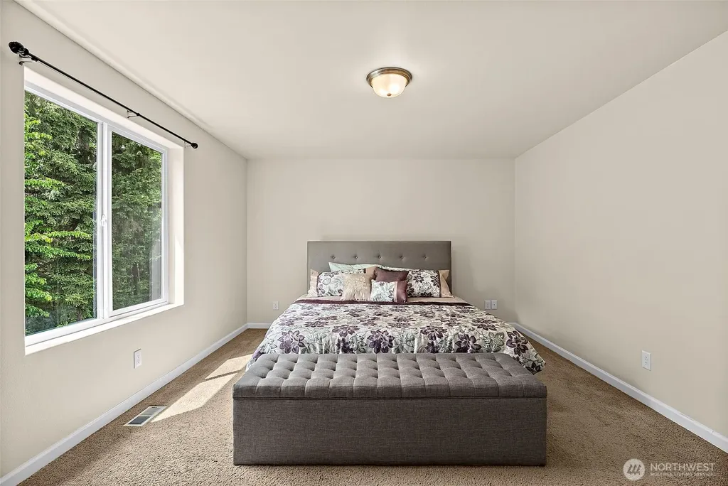14006 67th Avenue E Puyallup WA 98373