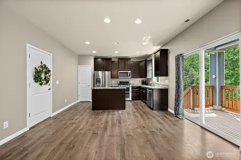 14006 67th Avenue E Puyallup WA 98373