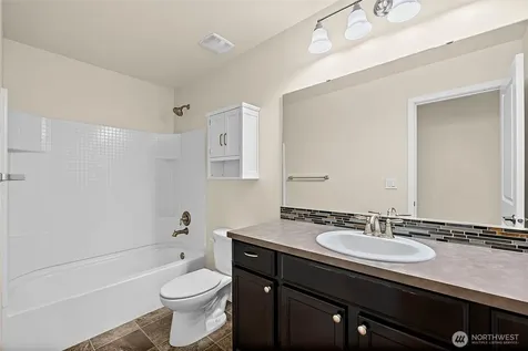 14006 67th Avenue E Puyallup WA 98373