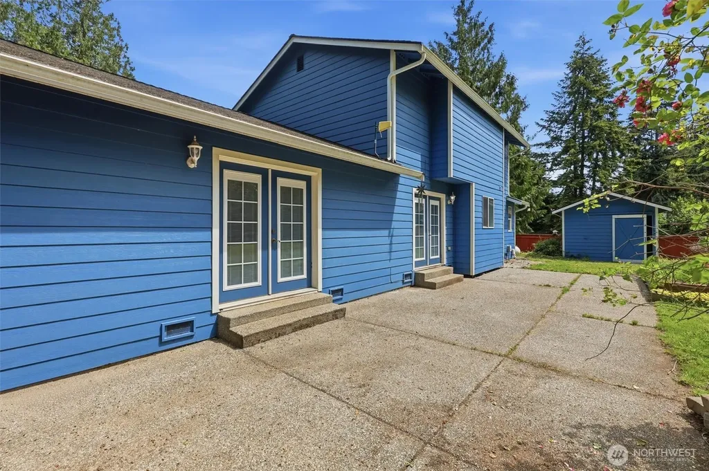 1719 Hemlock Drive Camano Island WA 98282