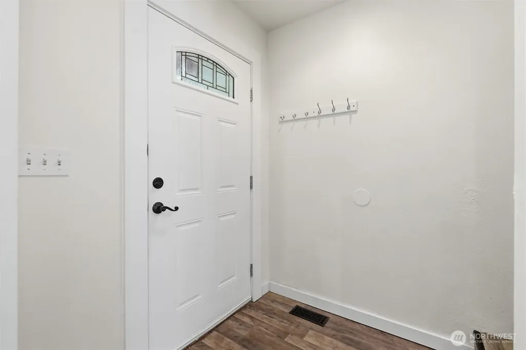 1719 Hemlock Drive Camano Island WA 98282