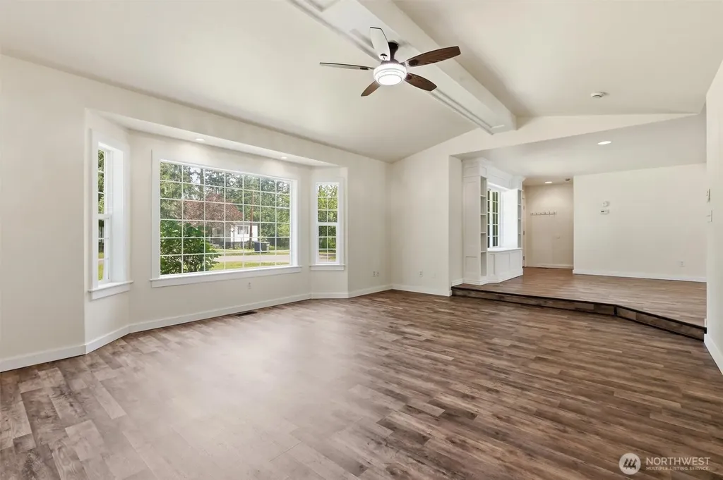 1719 Hemlock Drive Camano Island WA 98282