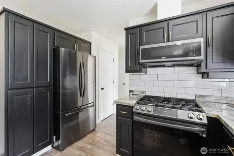 1719 Hemlock Drive Camano Island WA 98282