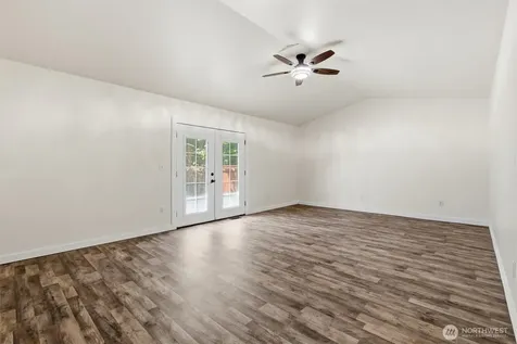 1719 Hemlock Drive Camano Island WA 98282