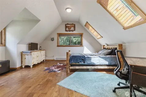 31909 112th Avenue E Graham WA 98338