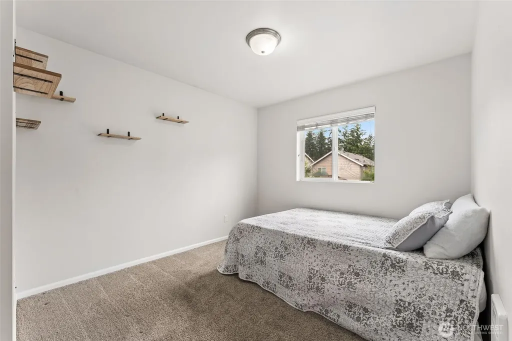 8704 Stockholm Lane NE Lacey WA 98516