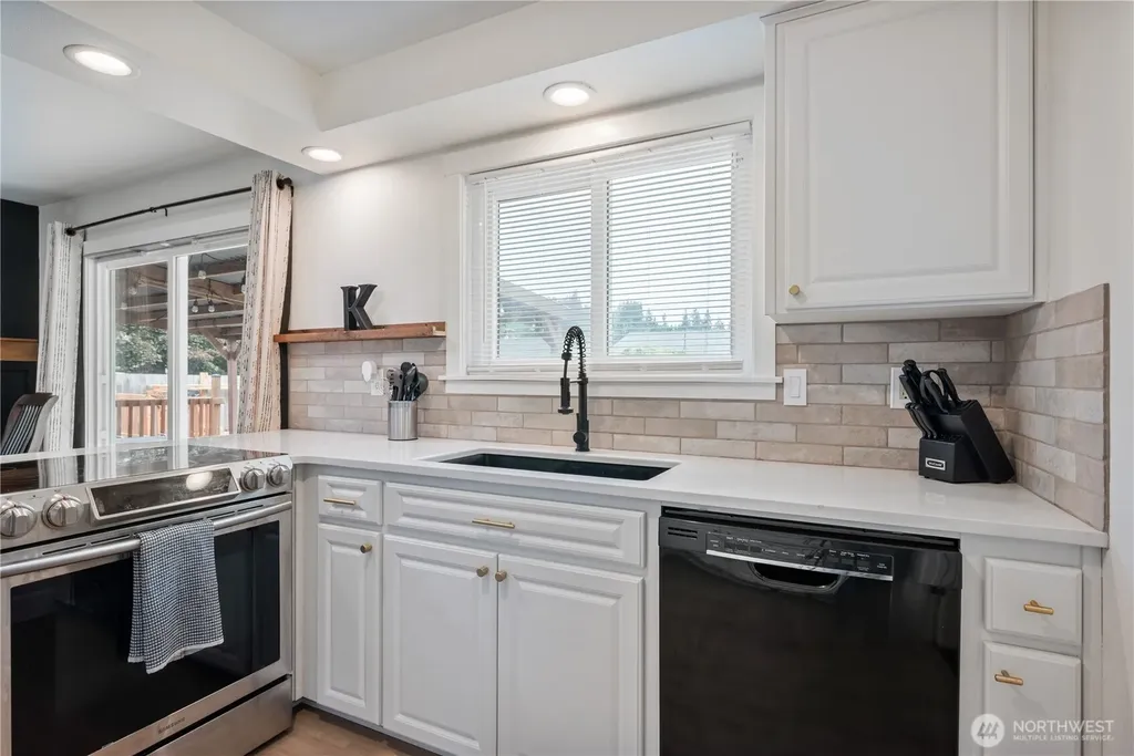 106 Monterey Drive Kelso WA 98626