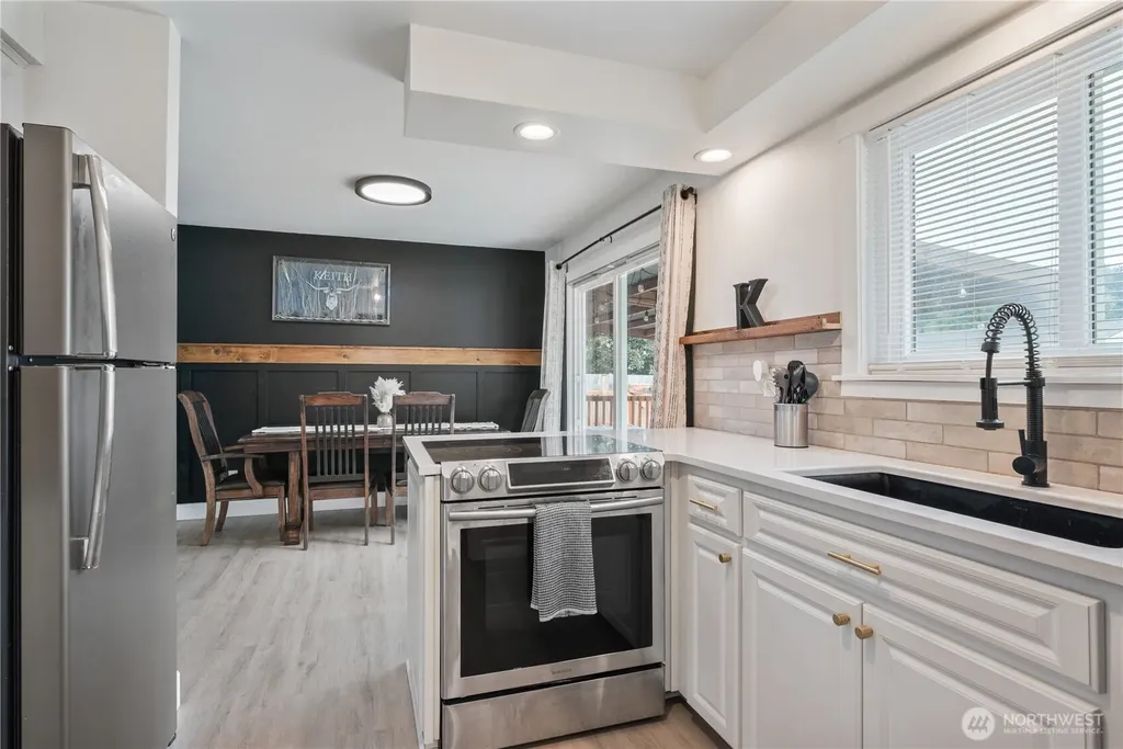 106 Monterey Drive Kelso WA 98626