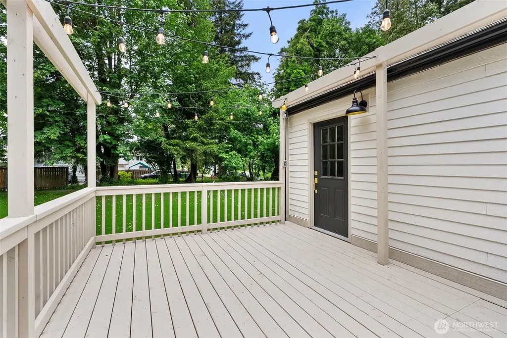 2001 Karen Frazier Road SE Olympia WA 98501