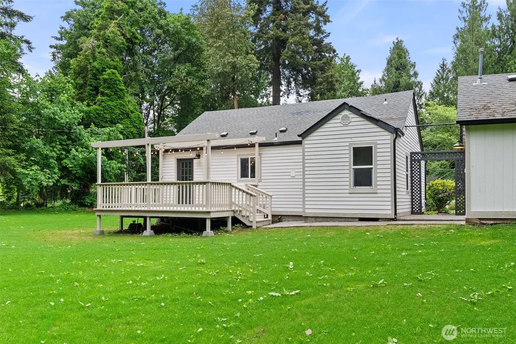2001 Karen Frazier Road SE Olympia WA 98501